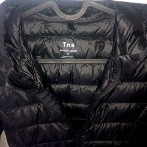 XS TNA botanie puffer jacket